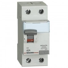 Bticino Fehlerstrom-Schutzschalter 40A 2-poliger 30MA A 2 Module G723A40